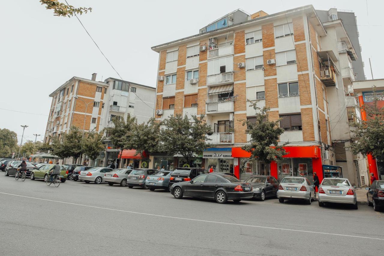 Grace'S Centre Apartment Shkodër Buitenkant foto